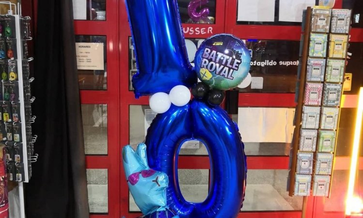 Vente de composition de ballons à l'hélium pour anniversaire ou évènement à Oyonnax